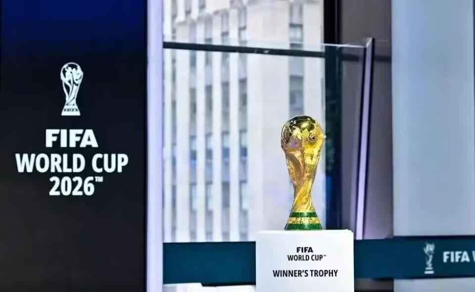 爱游戏体育-FIFA为中国市场低头？转播费从3亿腰斩到1.5亿，央视不为所动